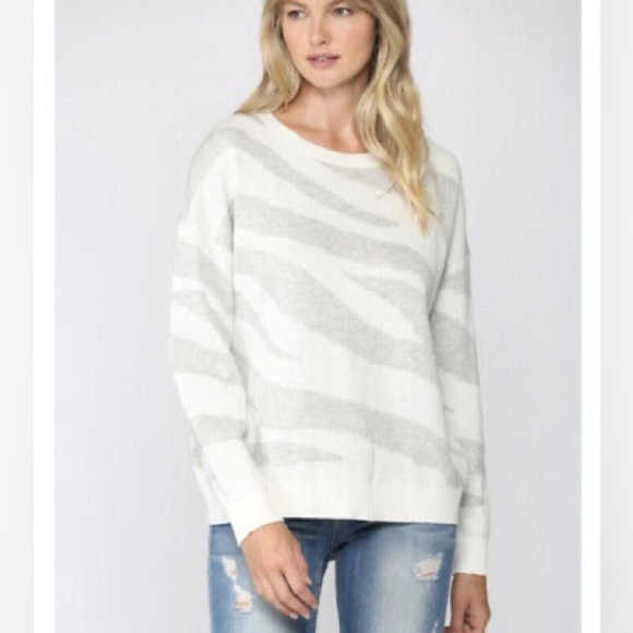 Fate Gray Zebra Animal Print Crewneck Sweater - Picture 1 of 5